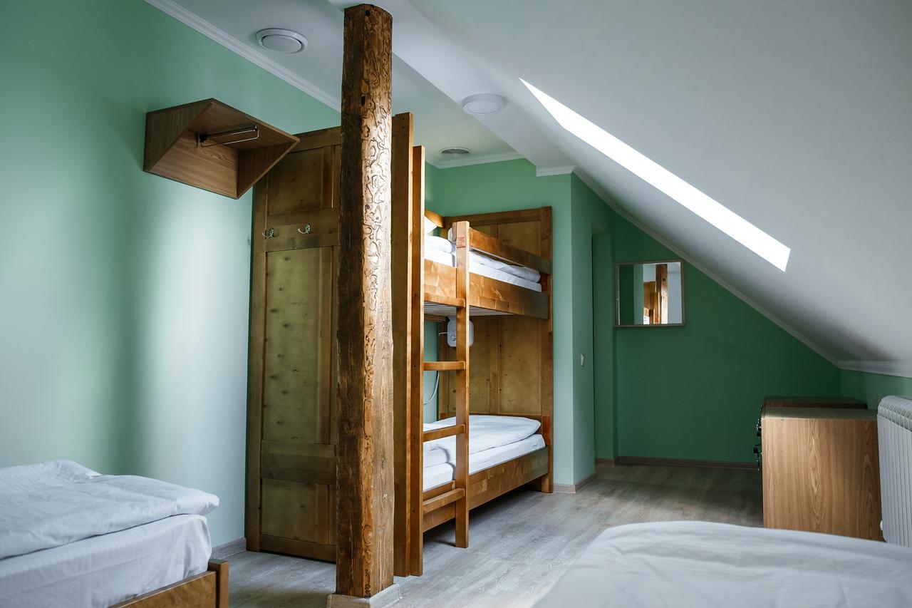 Sweet Home Hostel / Guest House Czernowitz Exterior foto