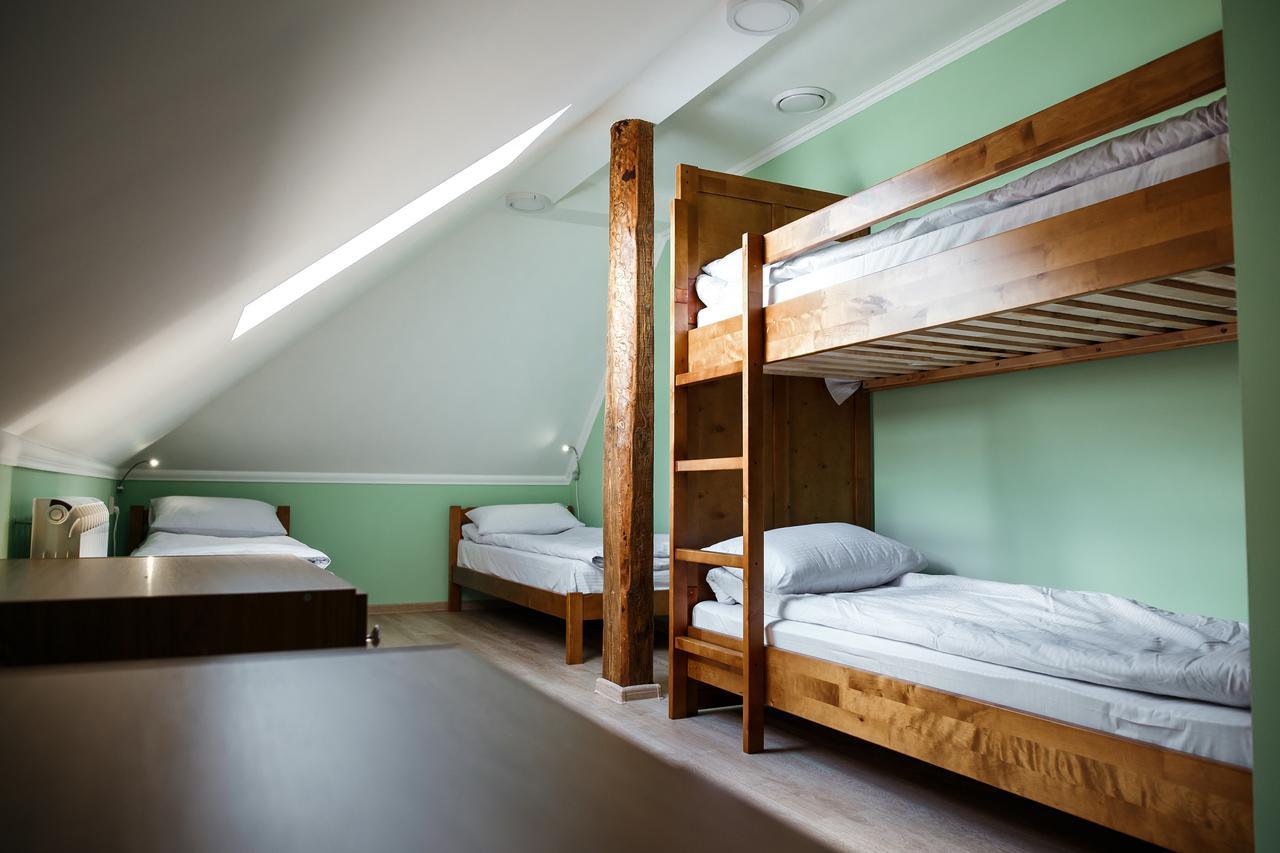 Sweet Home Hostel / Guest House Czernowitz Exterior foto